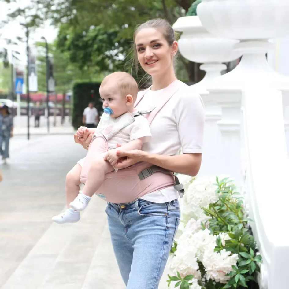 porte-bebe-physiologique-pour-l-ete