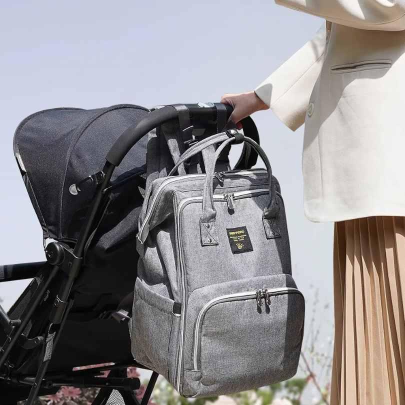 sac-a-langer-gris-pour-poussette