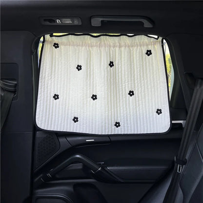 Pare soleil voiture bébé brodé | Solyss™
