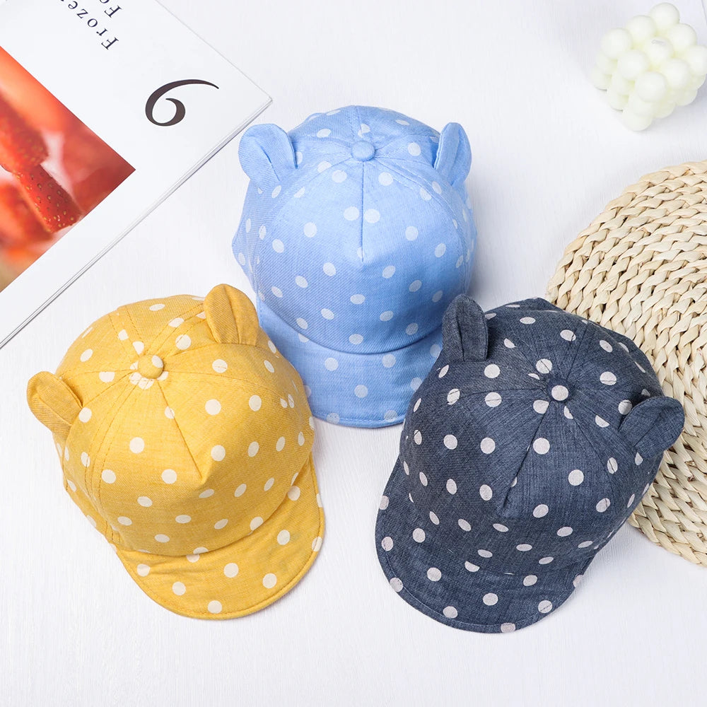 casquette-bebe-cadeau-naissance