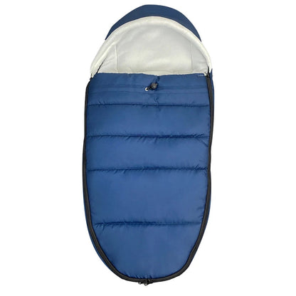 Chancelier bebe bleu marine avec interieur polaire blanc, un coloris classique pour proteger bebe du froid.
