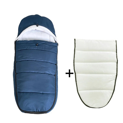 Chanceliere bleue livree avec un matelas rembourre amovible pour un confort supplementaire toute l'annee.