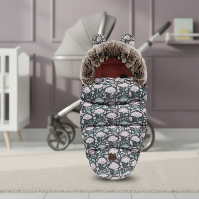 Chancelière pour poussette universelle coloris fleurs roses avec capuche fourrure