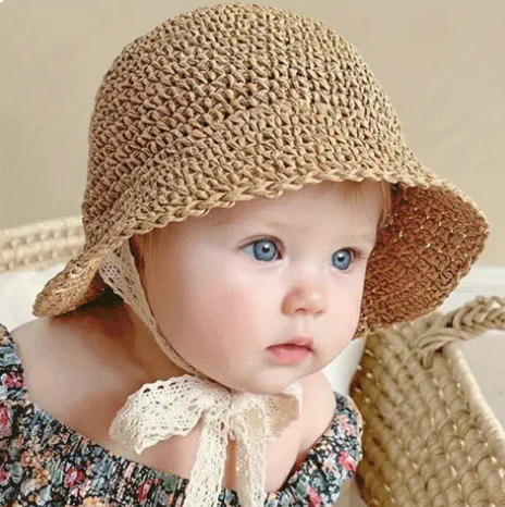 chapeau-bebe-fille-en-paille