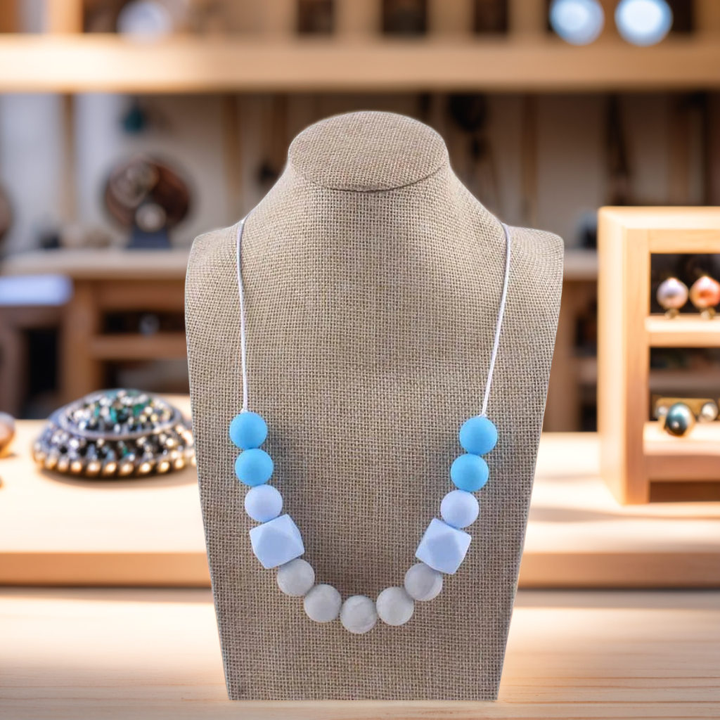 collier-d-allaitement-et-de-portage-bleu