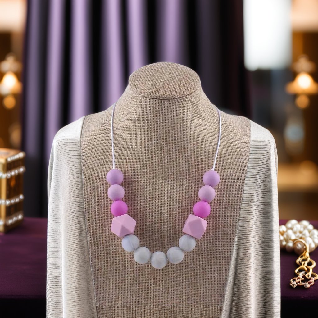 collier-d-allaitement-et-de-portage-violet