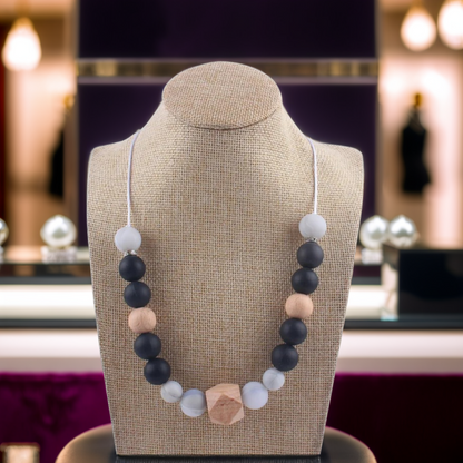 collier-de-portage-original-et-pratique-noir