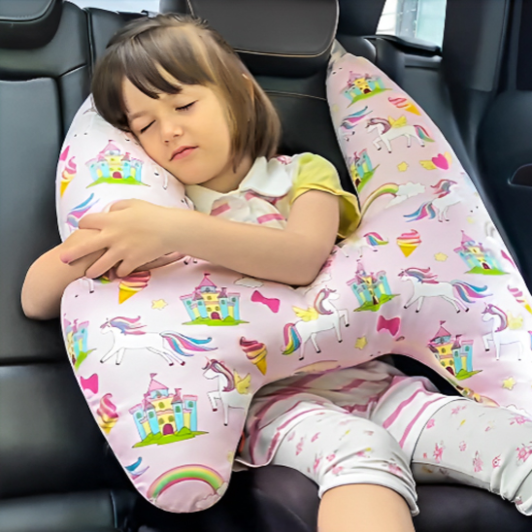 coussin-de-voyage-enfant-coloris-ludiques