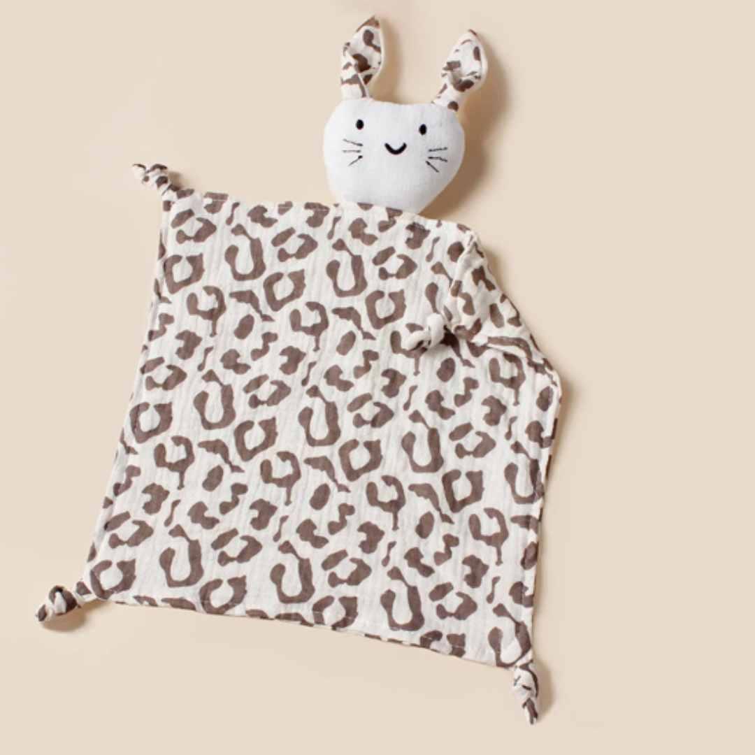 doudou-lapin-tache-de-leopard