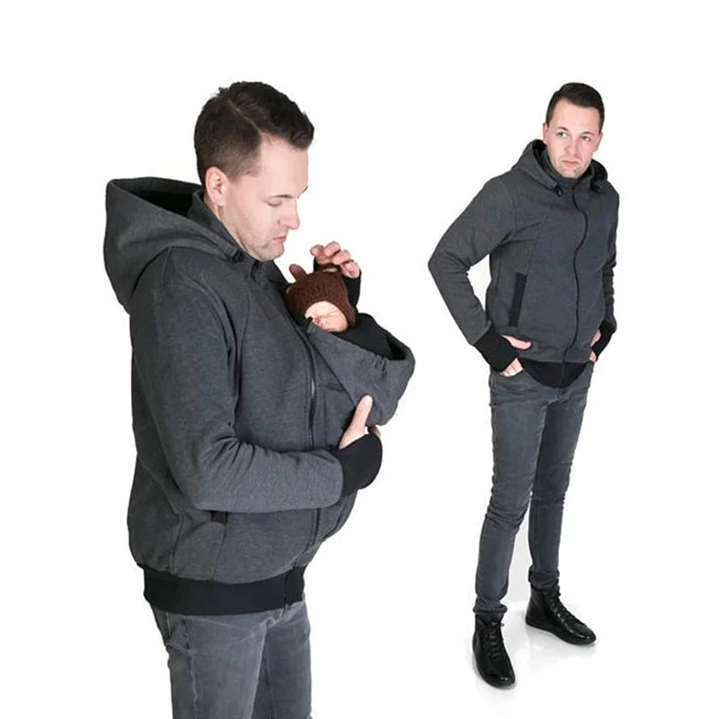 Manteau de portage polyvalent porte avec bebe blotti au chaud puis sans enfant comme veste classique du quotidien.