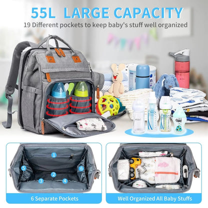 Interieur spacieux de 55 litres avec 19 poches permettant de ranger biberons, couches et affaires de bebe de facon organisee.