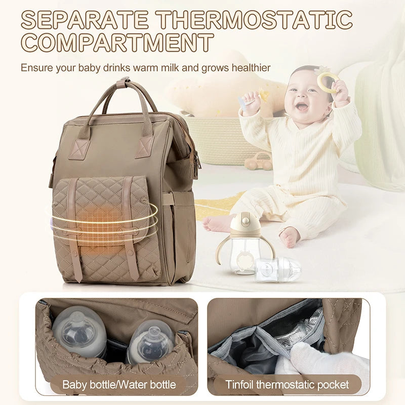 Compartiment isotherme separe qui garde le lait de bebe a bonne temperature pendant les deplacements, avec poche thermique doublee d aluminium.