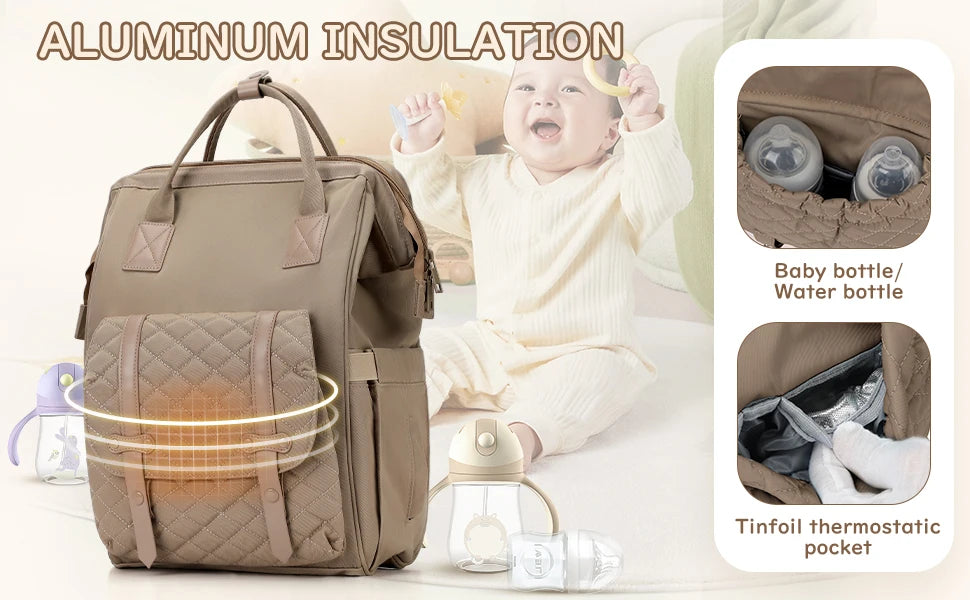 Isolation aluminium maintenant biberons et gourdes au chaud, pour offrir a bebe un repas a temperature ideale meme loin de la maison.
