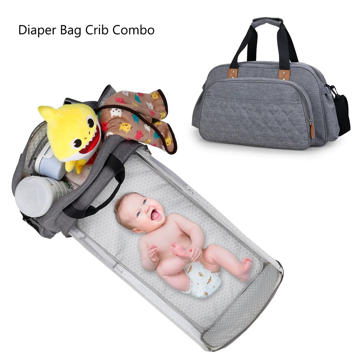 Le sac se deplie en lit nomade ou un bebe est confortablement installe, ideal pour changer ou coucher l'enfant partout.