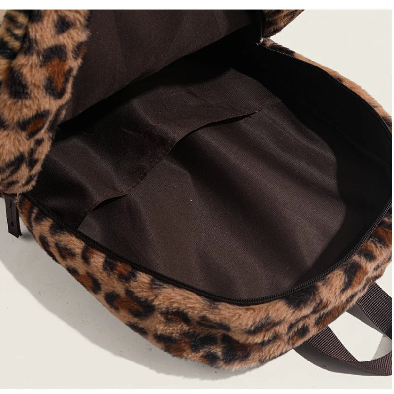 sac-a-langer-leopard-grande-ouverture-zippee-pour