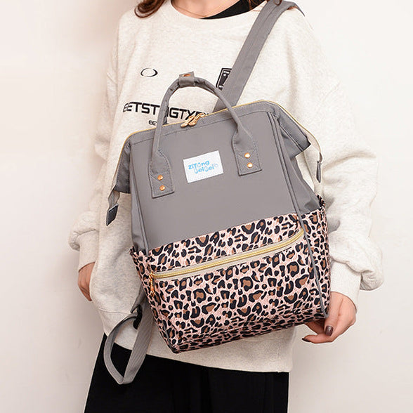sac-a-langer-leopard-pour-femme