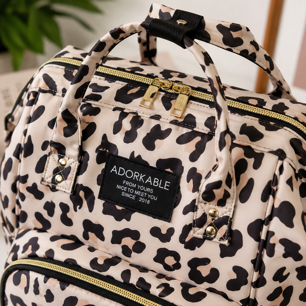 sac-a-langer-leopard-pratique-details-premium