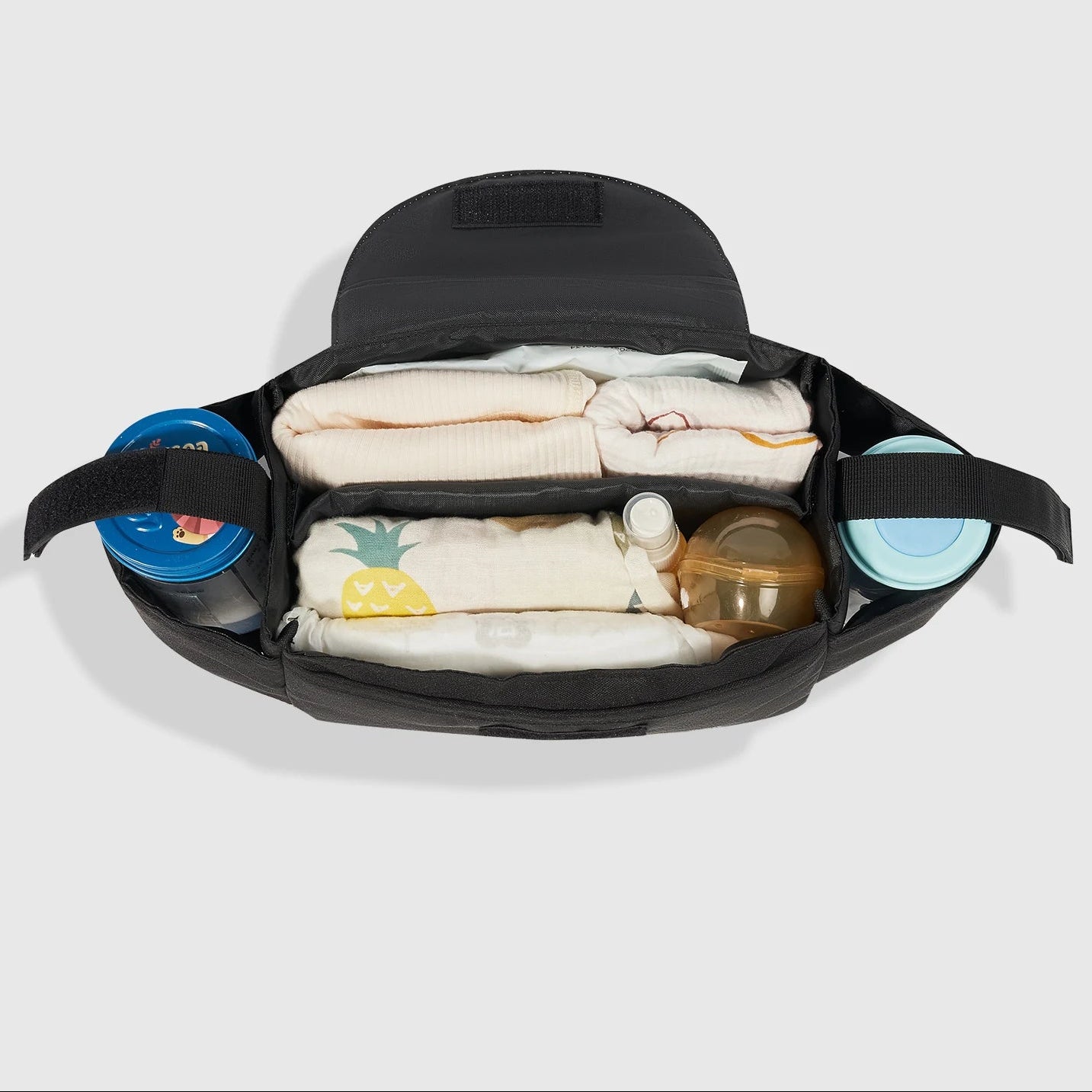 sac-a-langer-pour-poussette-materiau-impermeable-le-rabat
