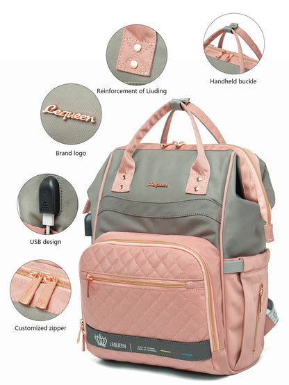 Gros plan sur les finitions du sac a langer rose : coutures renforcees, poignees solides, port USB et fermetures eclair dorees personnalisees.