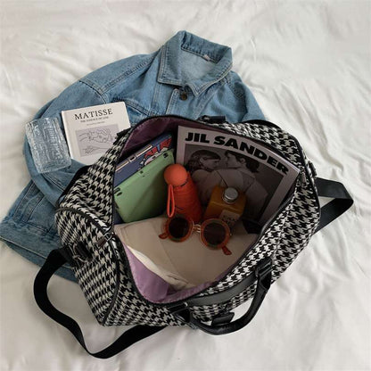 sac-voyage-bebe-pied-de-poule-multipoches