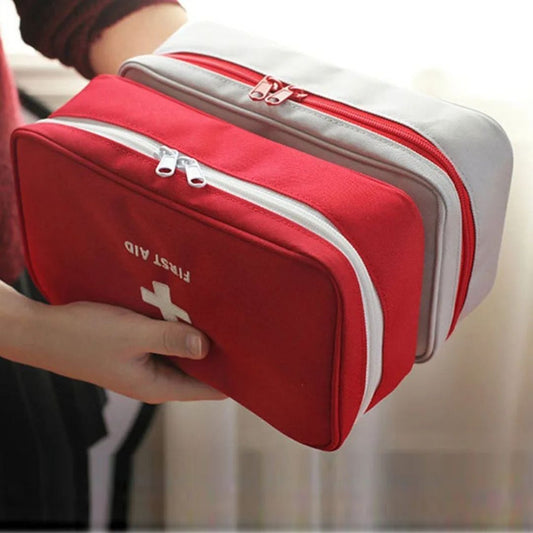 trousse-voyage-pharmacie-impermeable