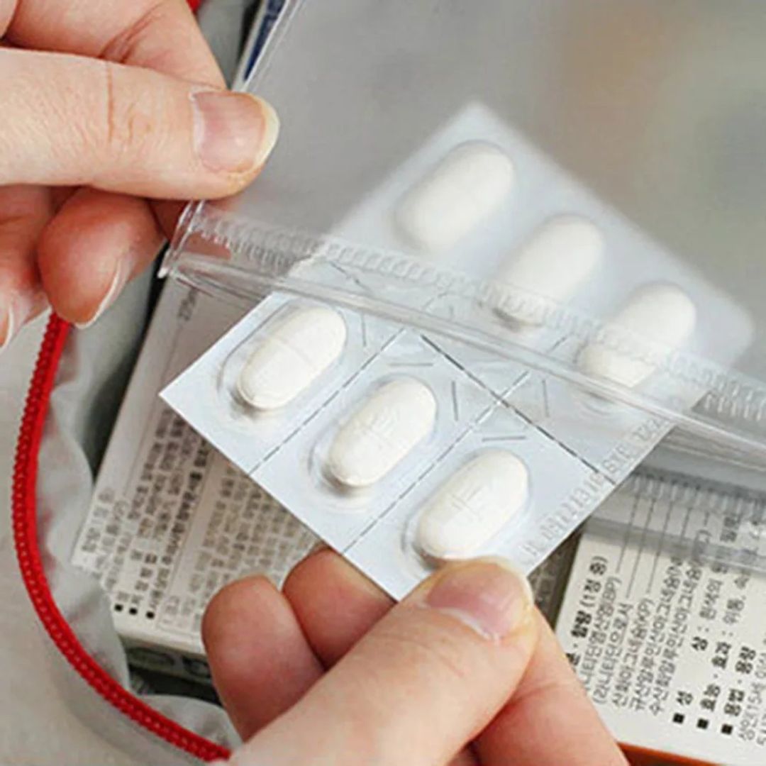 trousse-voyage-pharmacie-impermeable